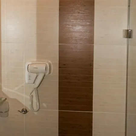 Belmont Hotel 3*